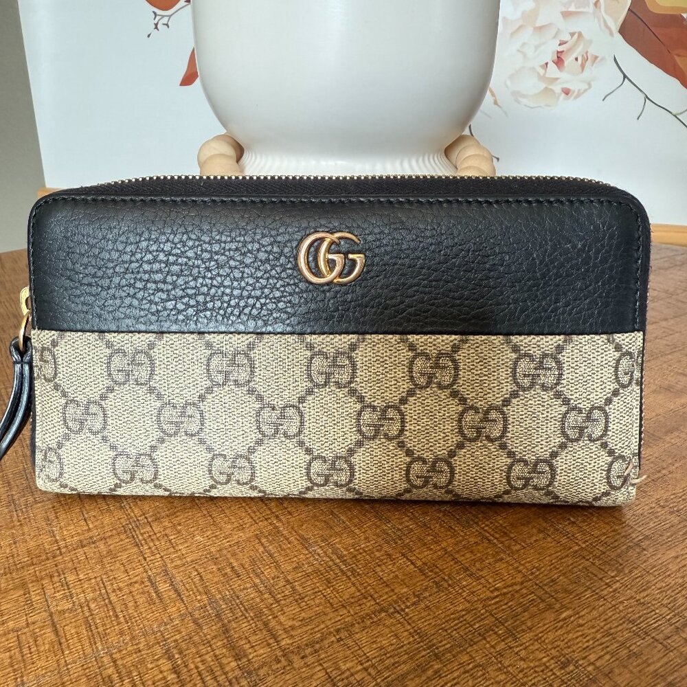 Authentic Gucci GG Marmont Zip Wallet Black Beige Canvas Leather Gold Logo